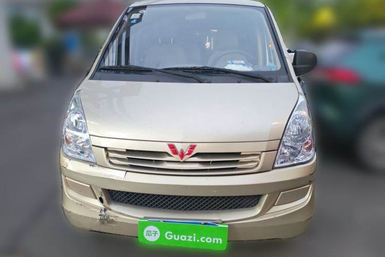 Used Wuling Rongguang S 2021 1.2L Base Model 7-Seater LSI
