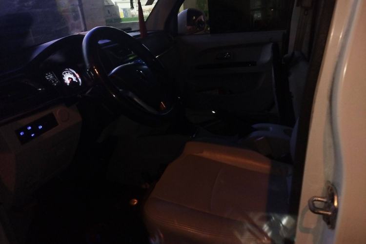 Used Jinbei New Hiace X30L 2021 1.5L Business Central Air-Conditioned Coach China VI Standard SWC15M Left Front Seat