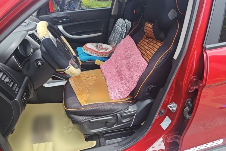 Used CHANGAN CS35 2015 1.6L Manual Luxury Model China IV Standard Left Front Seat