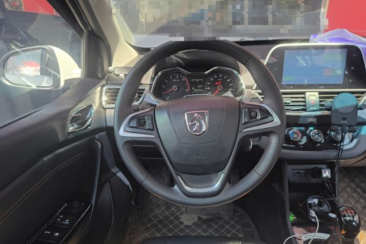 Used Baojun 310 2016 1.2L Manual Luxury Model
