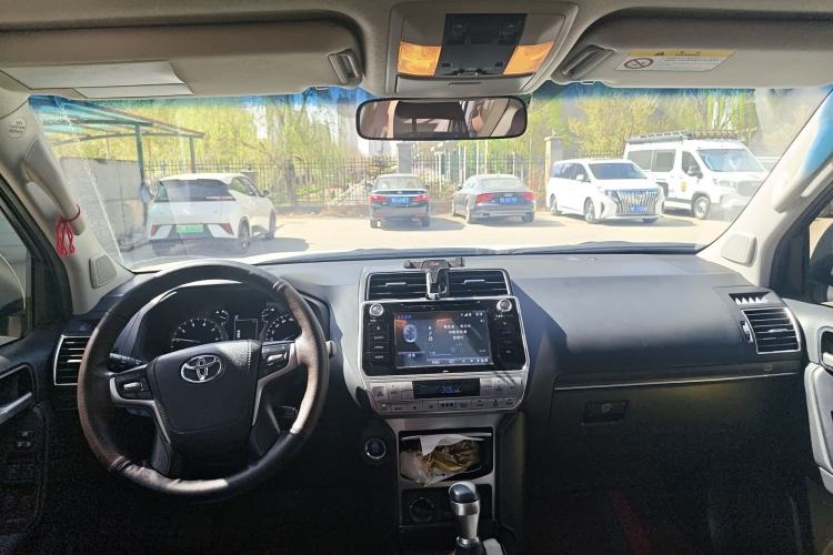 Used Toyota Prado 2019 3.5L Automatic TX-L Deluxe Edition with Rear-Mounted Spare Tire Center Console