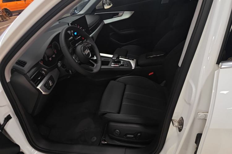 Used Audi A4L 2020 40 TFSI Fashion Dynamic Model
