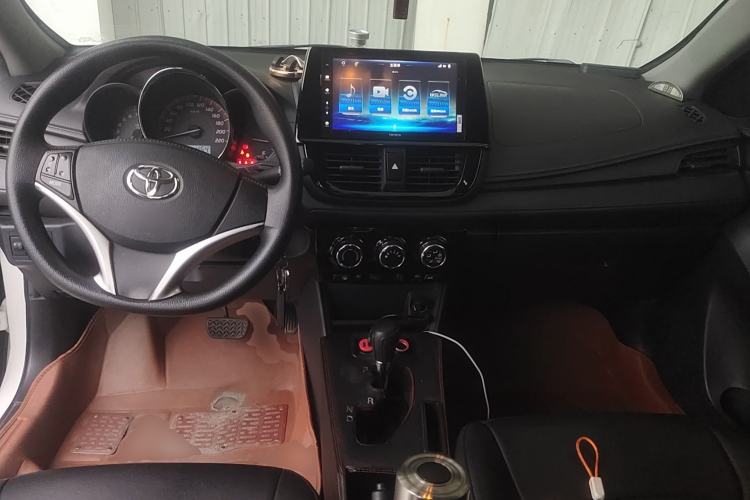 Used Toyota Vios 2021 1.5L CVT Innovation Edition Center Console