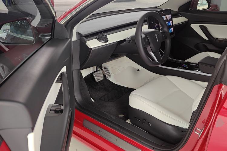 Used Tesla Model 3 2020 Revised Version Standard Range Rear-Wheel Drive – Upgraded Edition Driver Seat