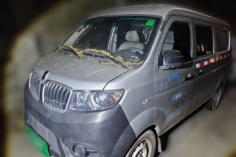 Used Jinbei Hiace X30 2021 1.5L Wealthy Single-Steaming Air-Conditioned Van China VI Standard SWC15M