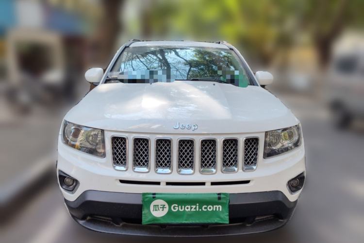 Used Jeep Compass 2014 2.4L four-wheel drive luxury version
