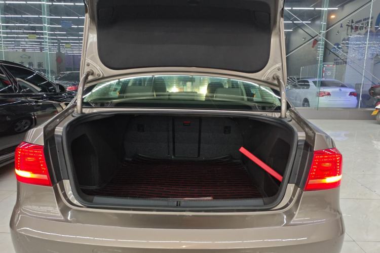 Used Volkswagen Magotan 2015 2.0 TSI Prestige Model