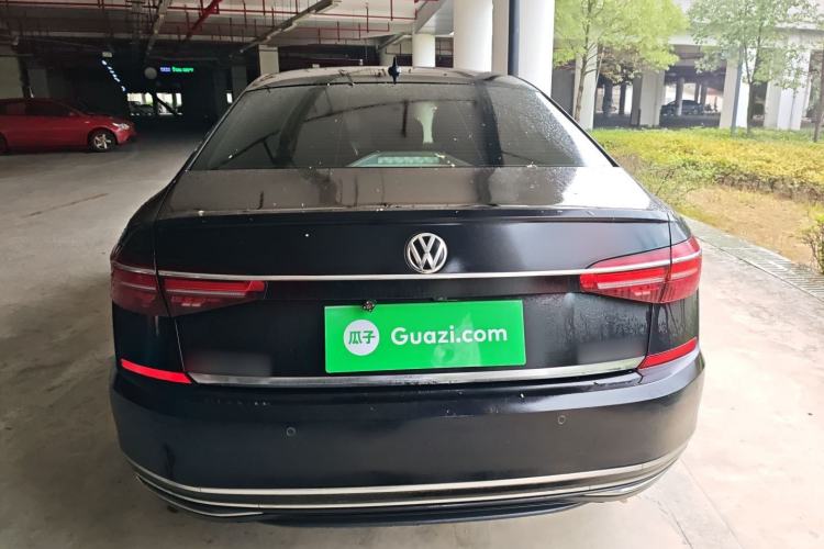 Used Volkswagen Passat 2019 330TSI Luxury Edition China VI Standard