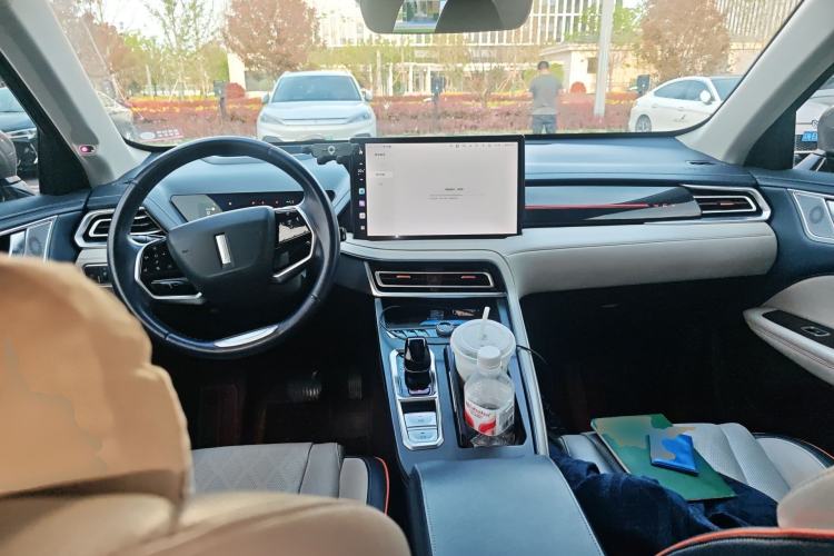 Used Wey Macchiato DHT-PHEV 2021 1.5L Master Edition Center Console