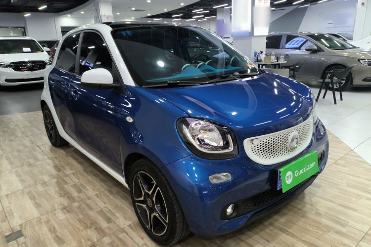 Used smart forfour 2016 0.9T 66 kW Ultimate Edition
