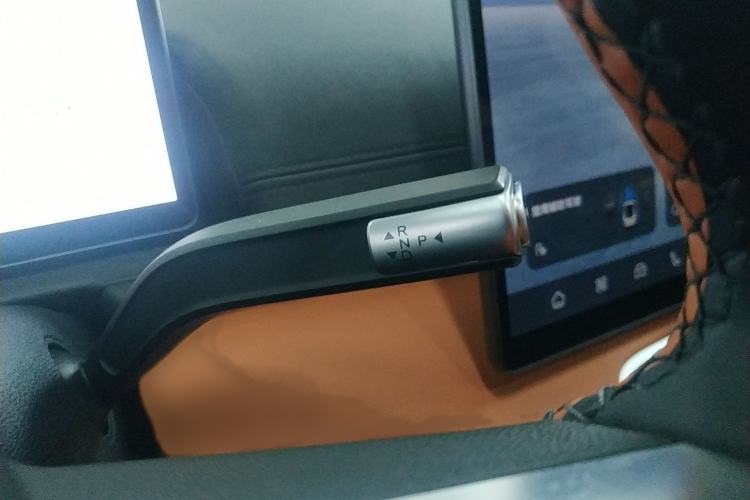 Used Chery Fulwin A9L 2025 Model, 260 Ultra-Long Range Prestige Edition Gear Lever