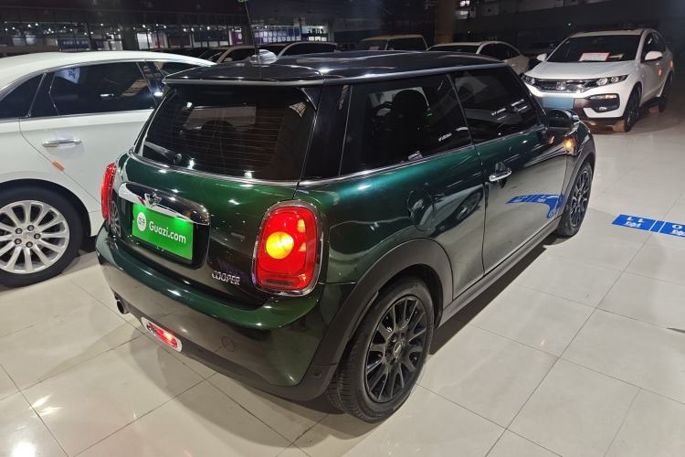 Used MINI 2014 1.5T COOPER Fun

