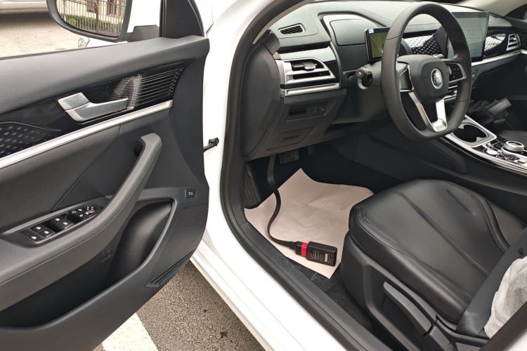 Used BYD Qin PLUS 2021 EV 400KM Leading Comfort Edition