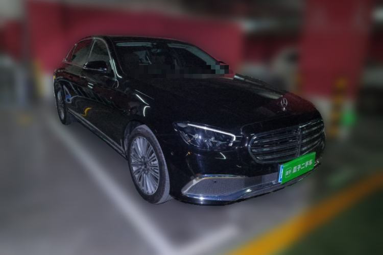 Used Mercedes-Benz E-Class 2022 Updated E 300 L Stylish Edition Front Right 45 Deg