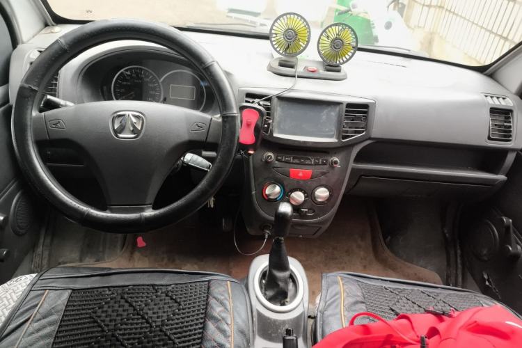 Used BAIC Weiwang 306 2011 1.3L base model 7 seats
