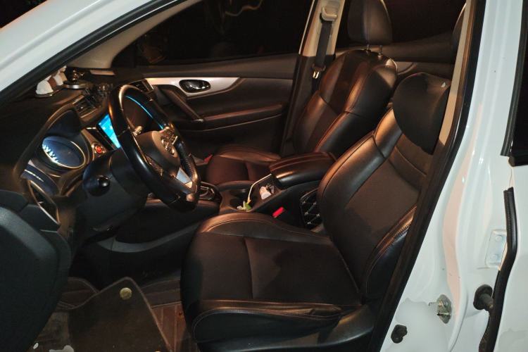 Used Nissan Qashqai 2019 2.0L CVT Luxury Edition Left Front Seat