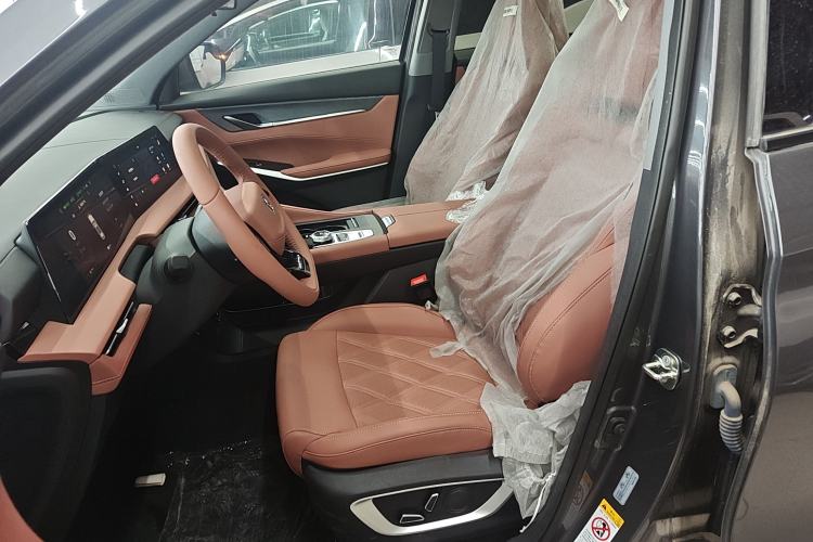 Used CHANGAN CS75 PLUS iDD 2023 ZhiDian iDD Smart Leading Model
