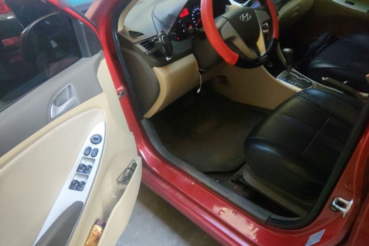 Used Hyundai Verna (older generation) 2013 Sedan 1.4L Automatic Standard GL Model
