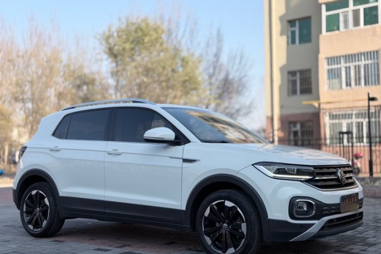 Used Volkswagen Tacqua 2021 200TSI DSG JoyConnect Edition