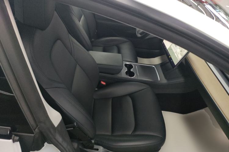 Used Tesla Model 3 2021 Performance High-Performance All-Wheel-Drive Version Right Front Seat