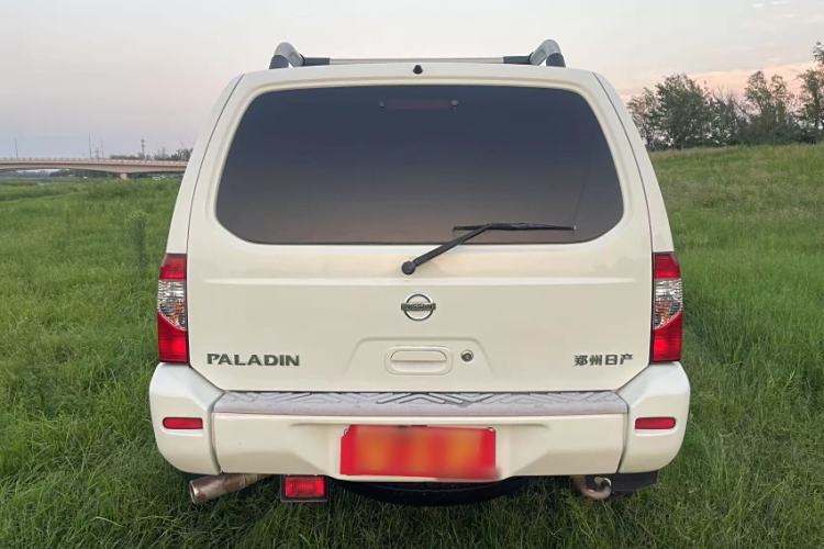 Used Nissan Paladin 2013 2.4L Two-Wheel Drive Standard Version China IV Standard
