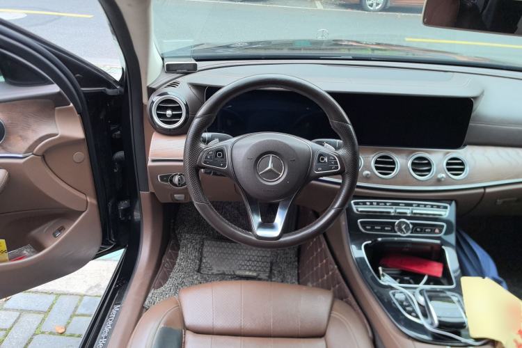 Used Mercedes-Benz E-Class 2016 E 200 L Steering Wheel