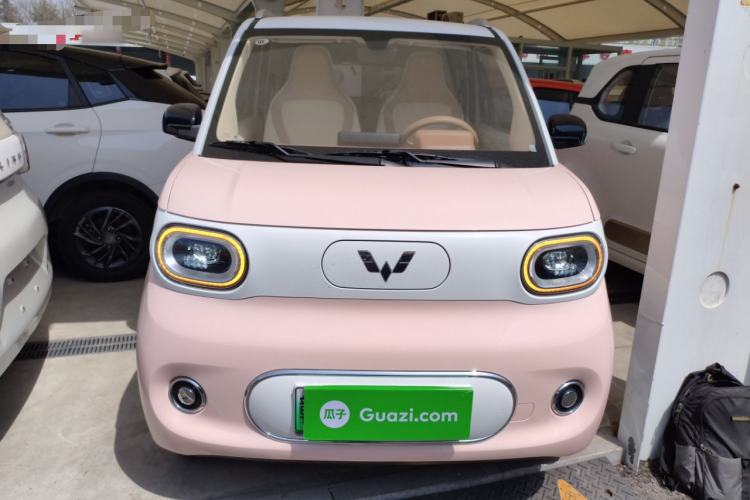 Used Wuling Hongguang MINIEV 2024 3rd Generation 215km Advanced Version
