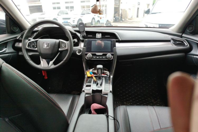 Used Honda Civic 2016 220TURBO CVT Luxury Edition
