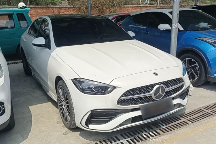 Used Mercedes-Benz C-Class 2024 Restyled C 260 L Sport Edition Front Right 45 Deg