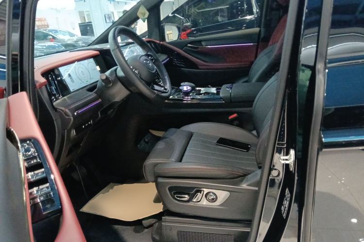 Used GAC Trumpchi M8 2025 Zongshi Series Super Hybrid Edition