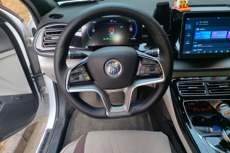 Used BYD Qin PLUS 2024 Honor Edition EV 510KM Beyond Model Steering Wheel