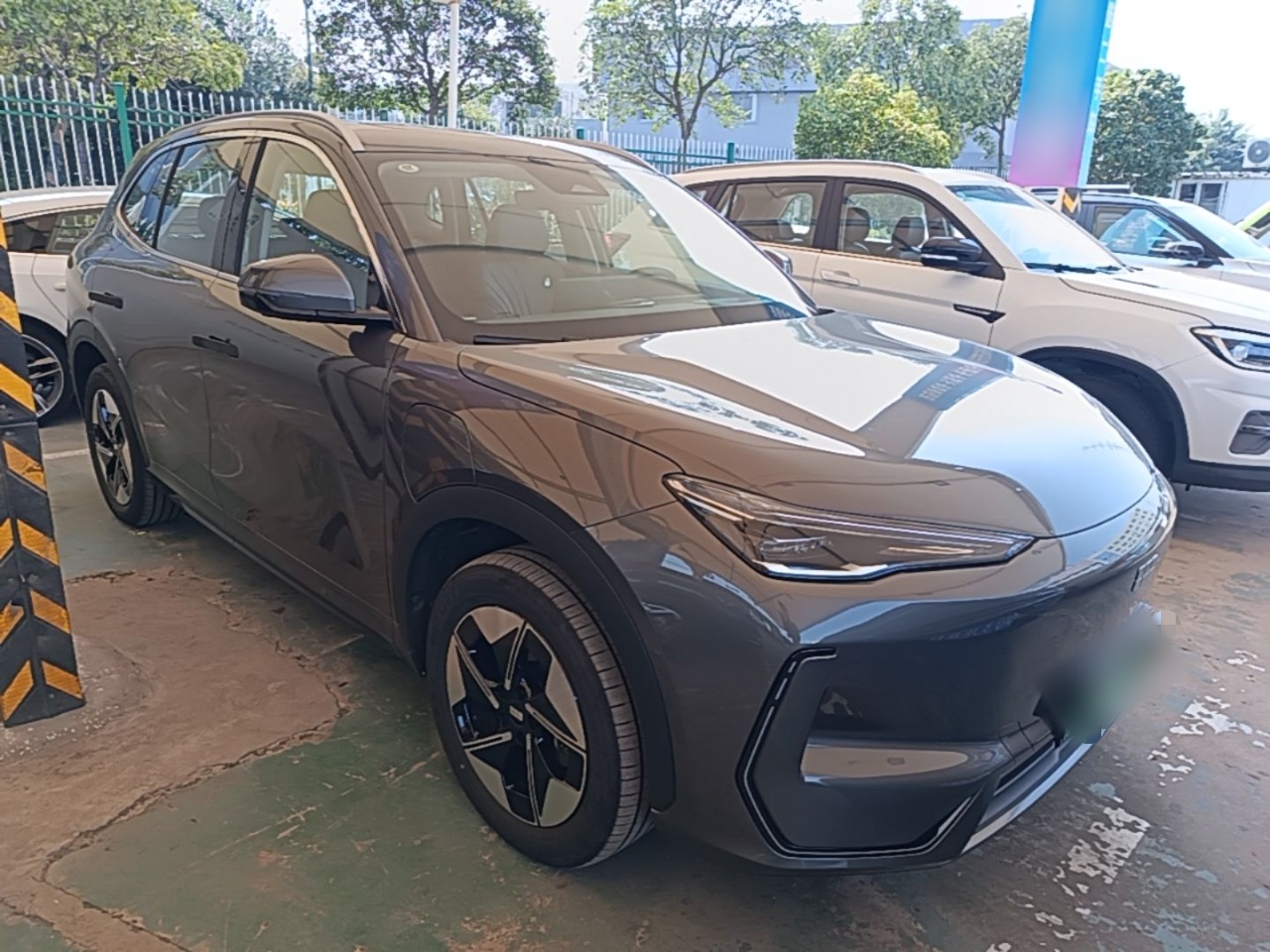 Geely Galaxy E5 2026 Model 610km Exploration+ Edition — снимка 3