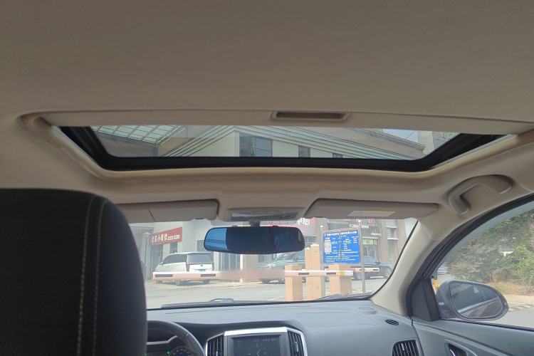 Used Dongfeng Aeolus AX3 2016 1.5L Automatic ZhiKu Model
