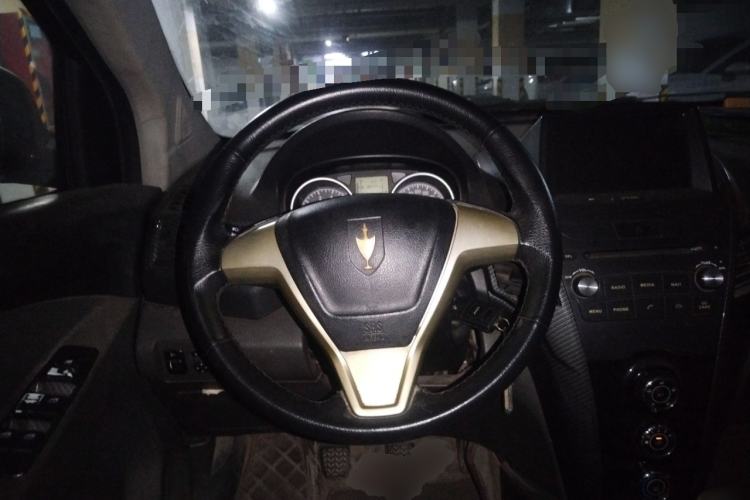 Used Jinbei Zhishang S30 2014 1.5L Manual Luxury Model
