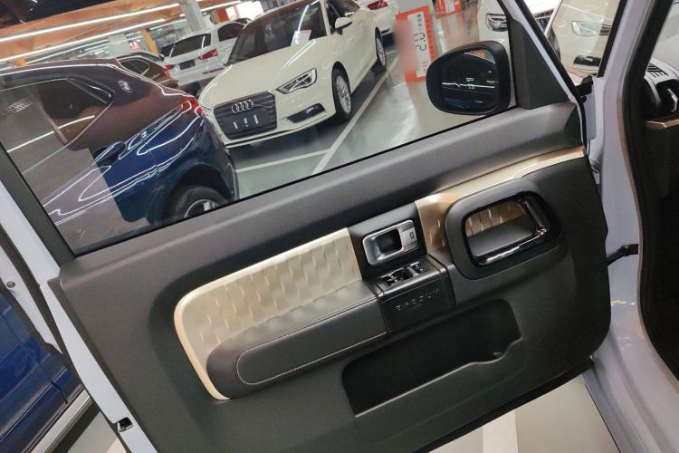 Used Baojun KiWi EV 2022 Artist Lite Edition Ternary Lithium