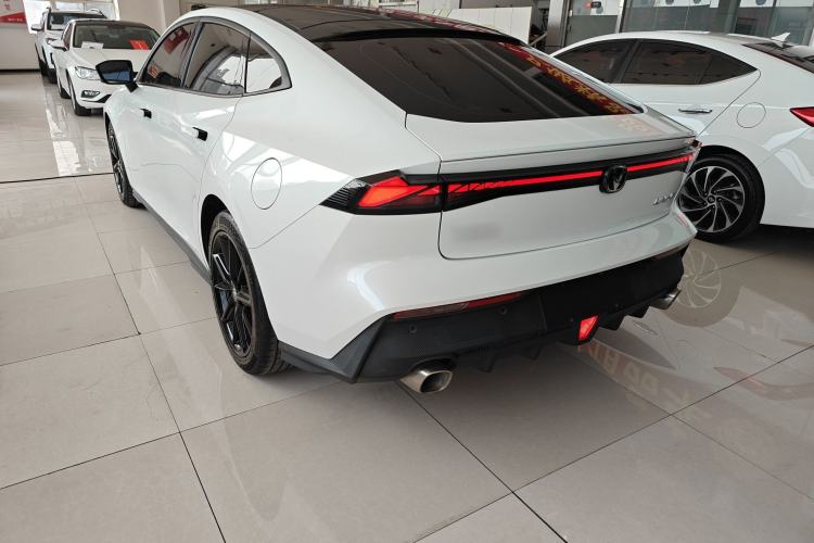 Used CHANGAN UNI-V 2022 1.5T Prestige Version Rear Left 45 Deg