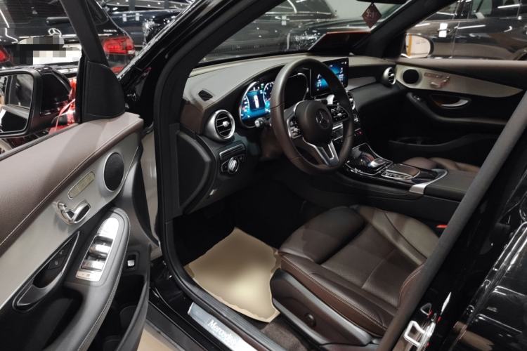 Used Mercedes-Benz GLC 2021 GLC 260 L 4MATIC Dynamic Edition
