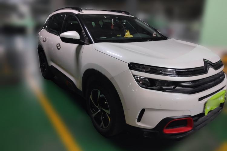 Used Citroen C5 AIRCROSS 2019 350THP Enjoyment Model China V Standard Front Right 45 Deg
