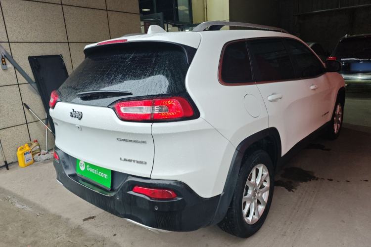 Used Jeep Cherokee 2017 2.4L Leading Smart Edition