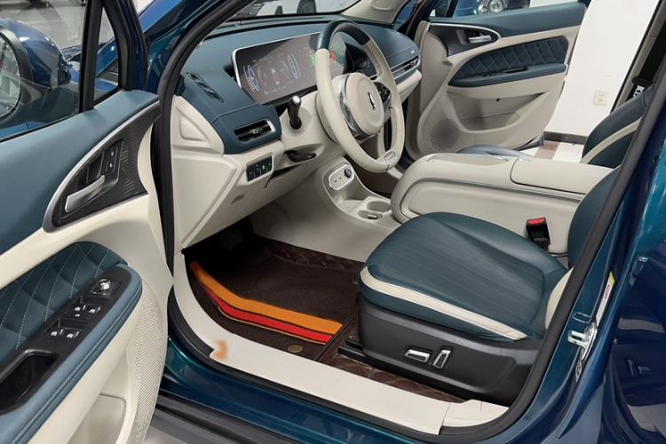 Used ORA Good Cat 2023 401 km Standard Range Premium Version Lithium Iron Phosphate