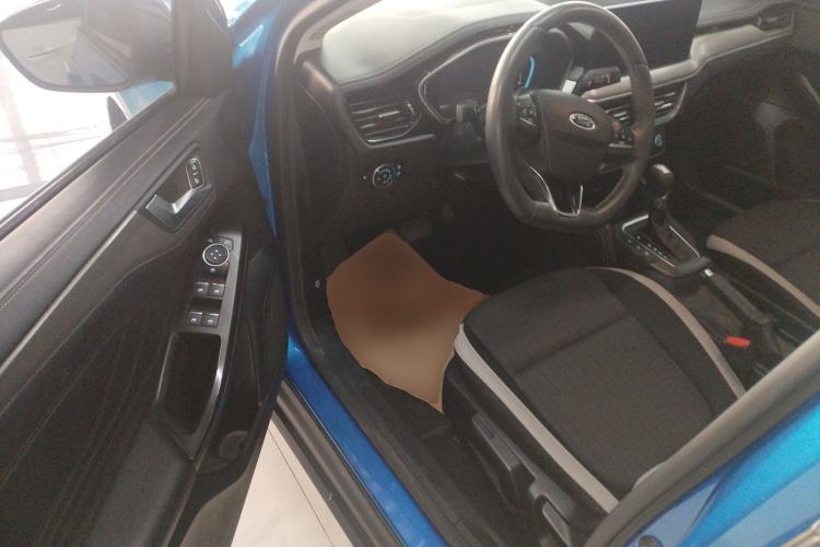 Used Ford Focus 2021 Sedan 1.5L Automatic Sharp Edition
