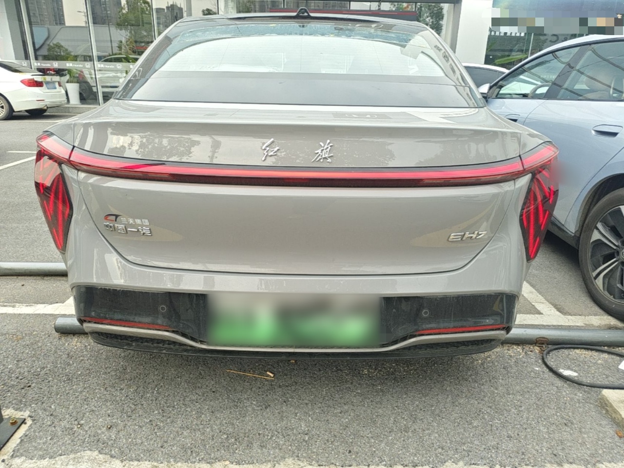 Hongqi EH7 2025 640 All-Wheel Drive Smart Selection Edition — снимка 5