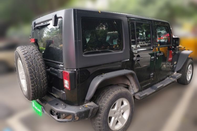 Used Jeep Wrangler 2015 2.8TD Sahara Four-Door Comfort Edition
