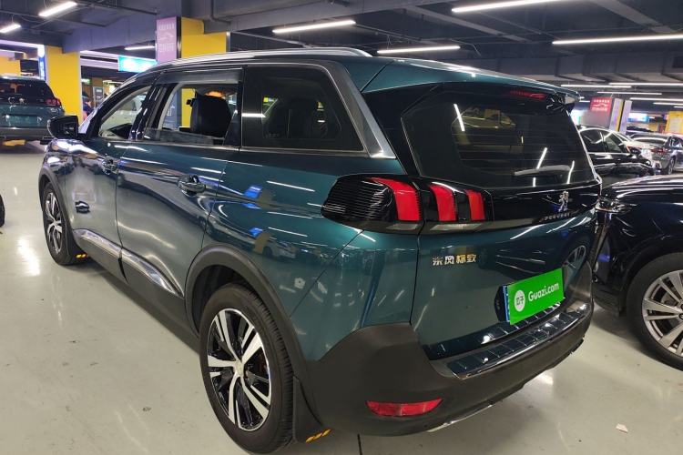 Used Peugeot 5008 2017 380THP 7-Seater Elite Edition
