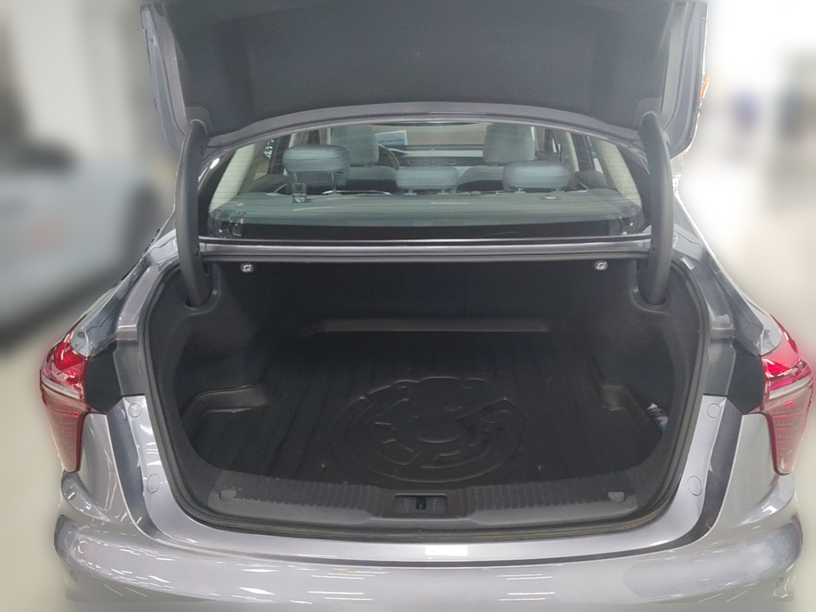 Hongqi H5 PHEV 2025 170 Super Hybrid Version — снимка 16