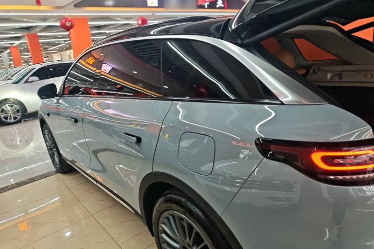 Used Leapmotor C11 2024 Range-Extended 300 Luxury Edition
