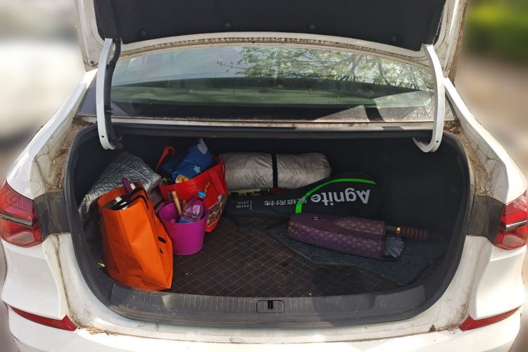 Used Chevrolet Monza 2020 Light Hybrid RS 330T Automatic Comfort Edition Trunk