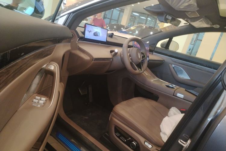 Used Hima Luxeed R7 2026 Model Pure Electric Max+
