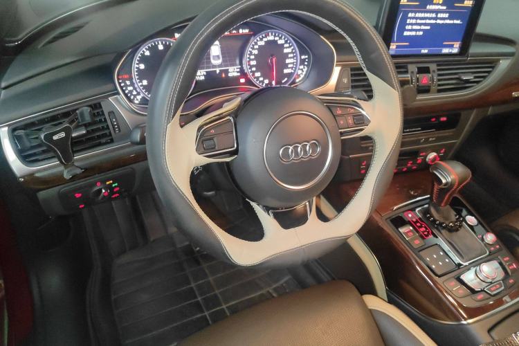 Used Audi A7 2014 50 TFSI quattro Comfort Model Steering Wheel