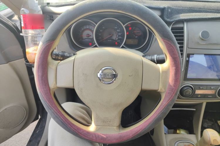 Used Nissan Sylphy 2012 Classic 1.6XE Manual Comfort Edition Steering Wheel